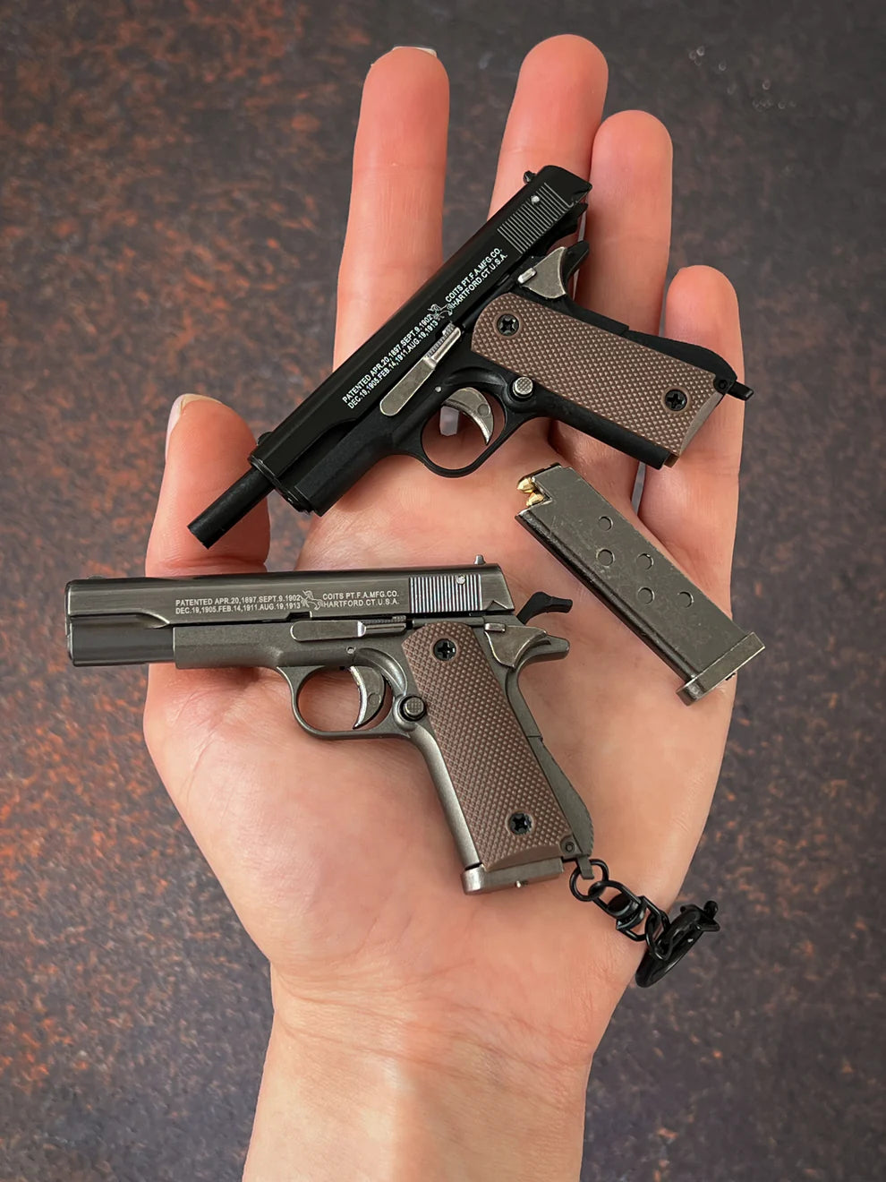 Colt M1911 Ejection Detachable Keychain