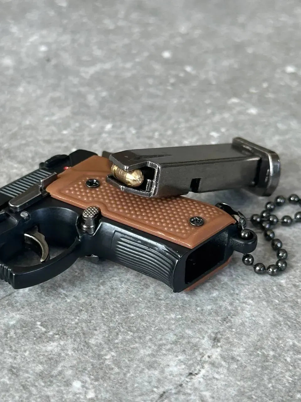 Beretta M92A1 Detachable Keychain - TRIUMPH BASTION