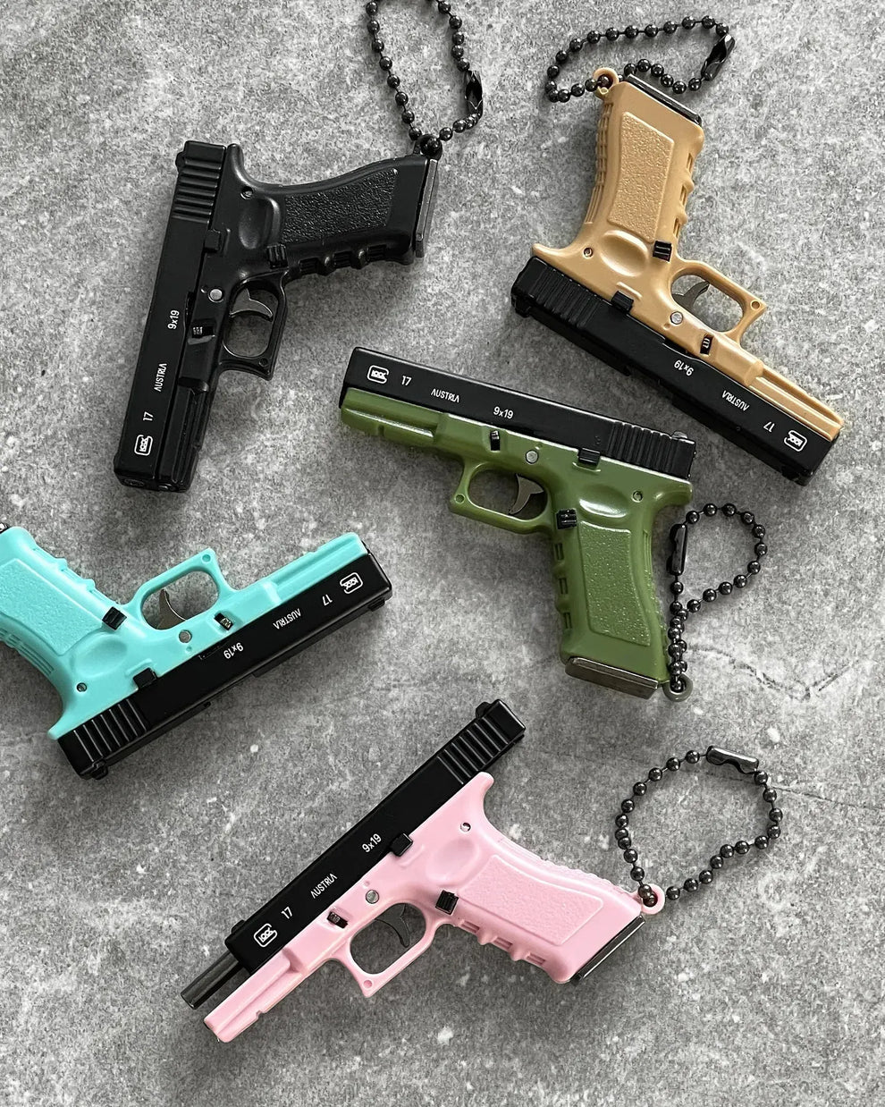 Glock 17 Detachable Keychain - TRIUMPH BASTION