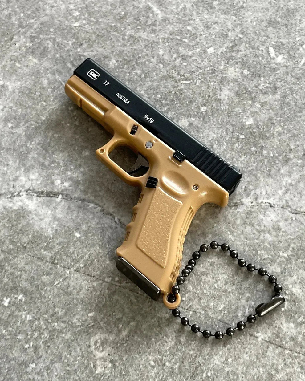 Glock 17 Detachable Keychain - TRIUMPH BASTION
