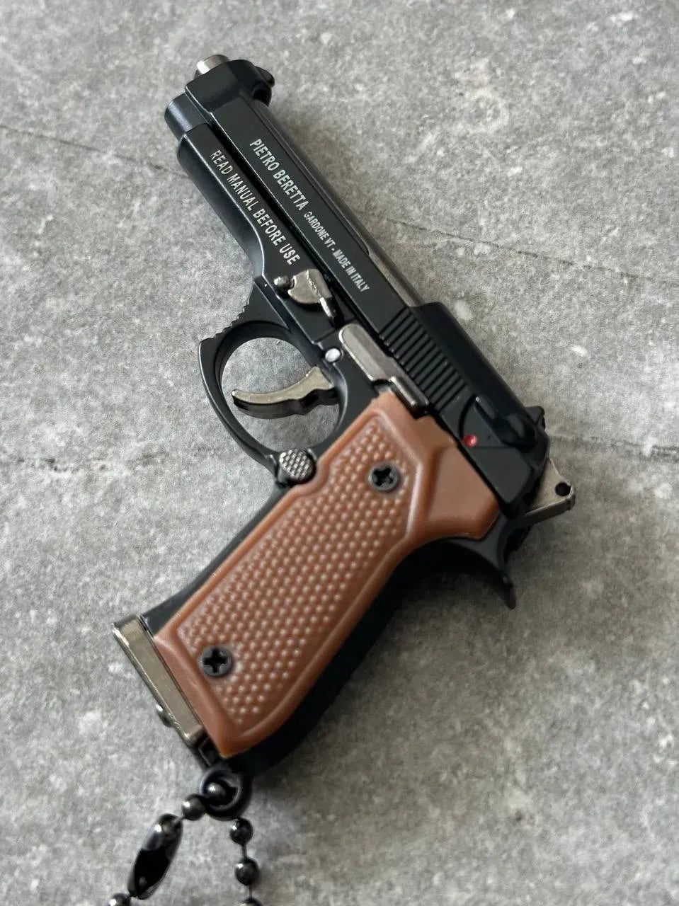 Beretta M92A1 Detachable Keychain - TRIUMPH BASTION