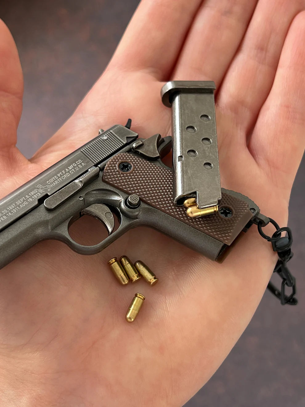 Colt M1911 Ejection Detachable Keychain