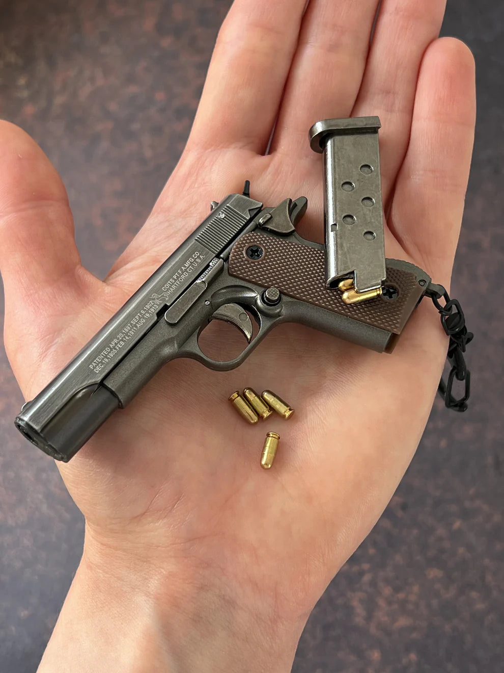 Colt M1911 Ejection Detachable Keychain