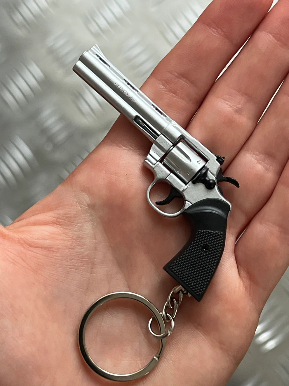 Colt Python 357 Keychain - TRIUMPH BASTION