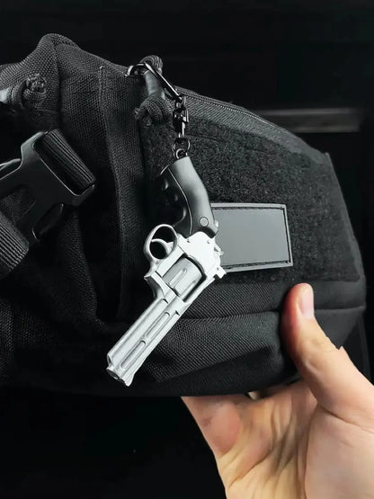 Revolver Keychain - TRIUMPH BASTION
