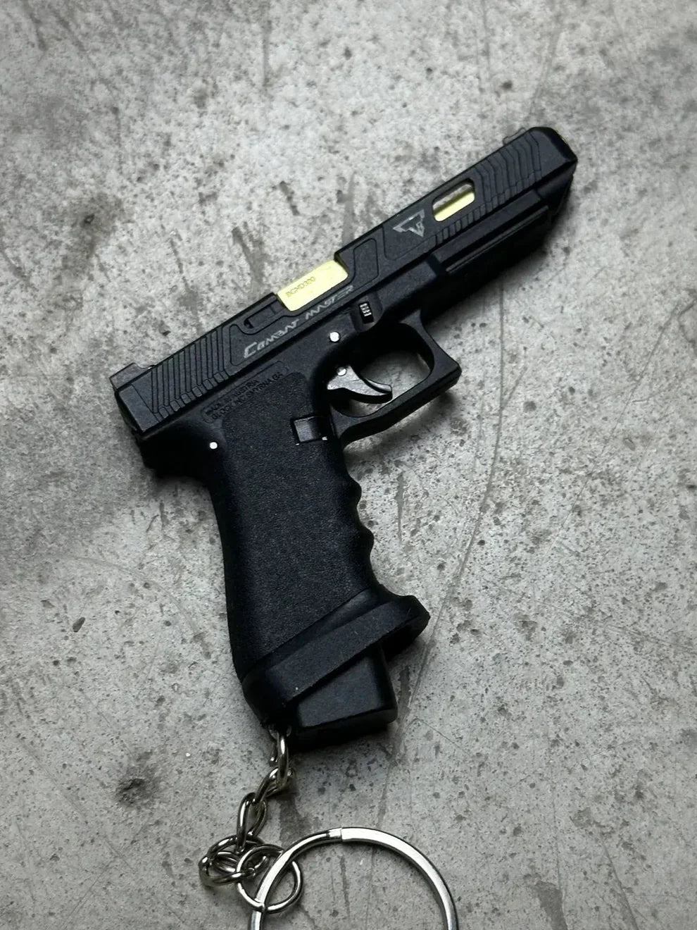 Glock G34 TTI Ejection Detachable Scale Model Keychain - TRIUMPH BASTION