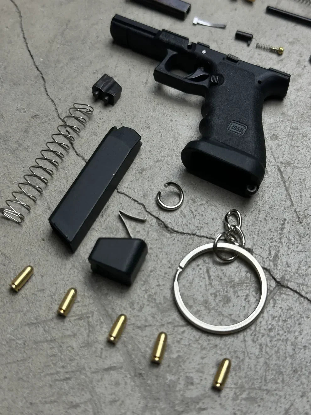 Glock G34 TTI Ejection Detachable Scale Model Keychain - TRIUMPH BASTION