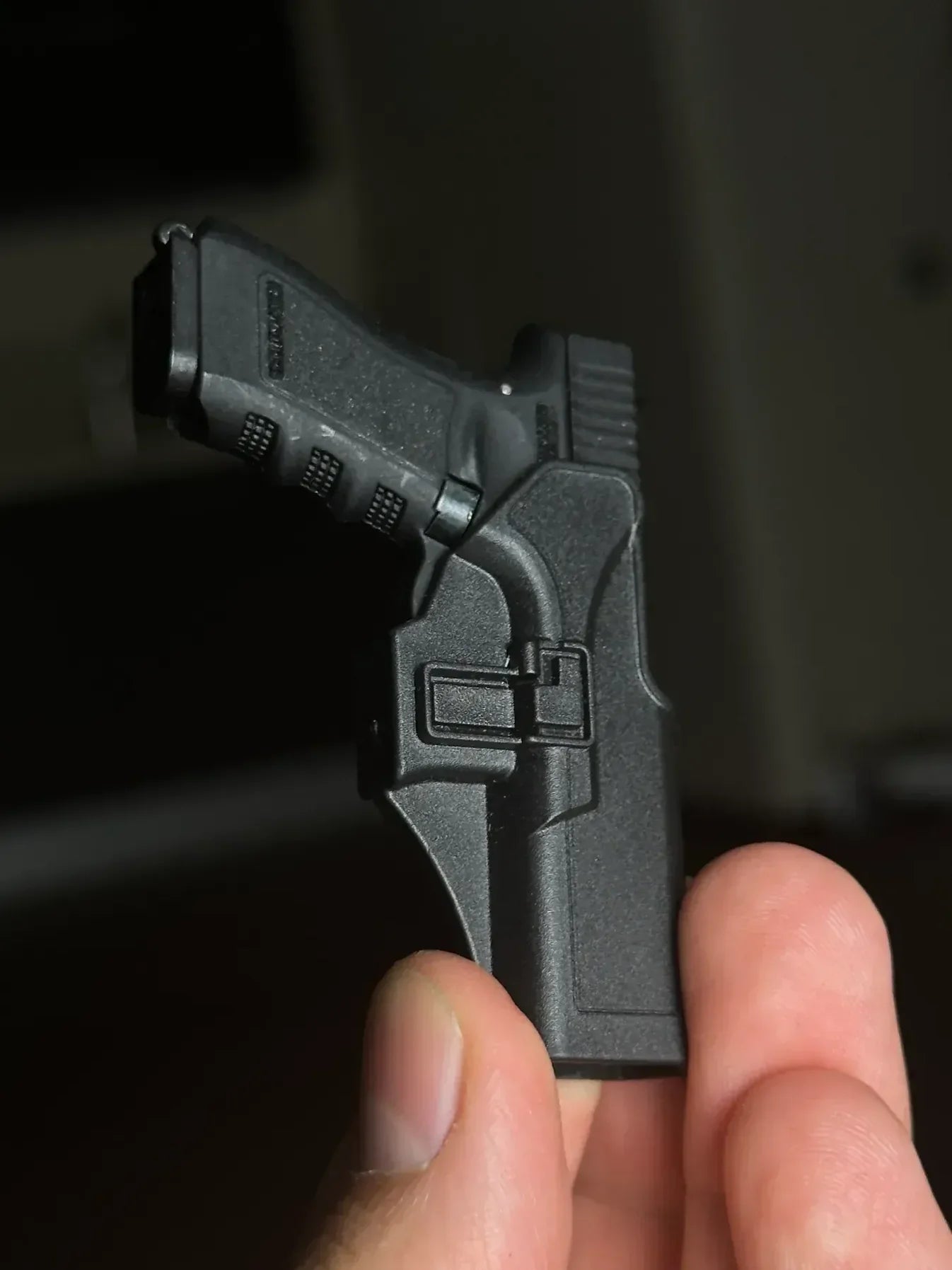 Mini Holster - The Best Way To Carry It - TRIUMPH BASTION