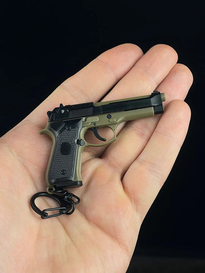 Beretta M92 Keychain - TRIUMPH BASTION
